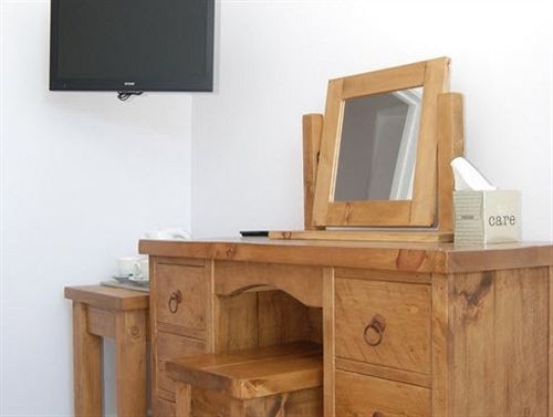 Old Riverview Guest House إيرث المظهر الخارجي الصورة